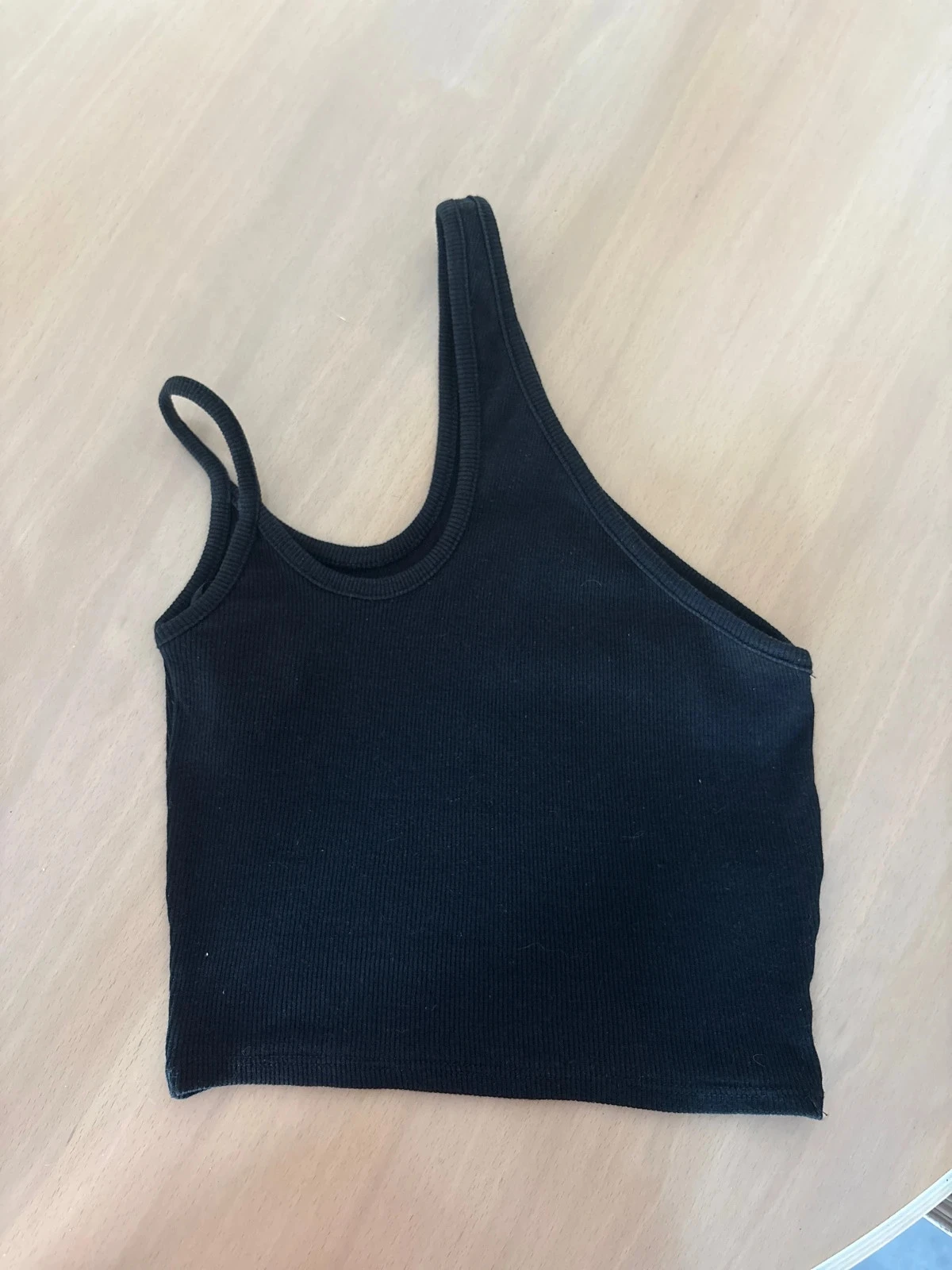 Débardeur court asymétrique taille XS Undiz